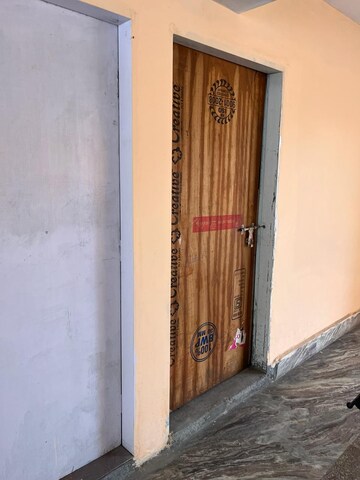 Building Lobby in 3.5 BHK Builder Floor at Sector 11 – for Sale