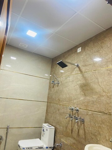 Furnished Amenities in 6+ BHK Independent House at Raj Nagar Extension – for Sale
