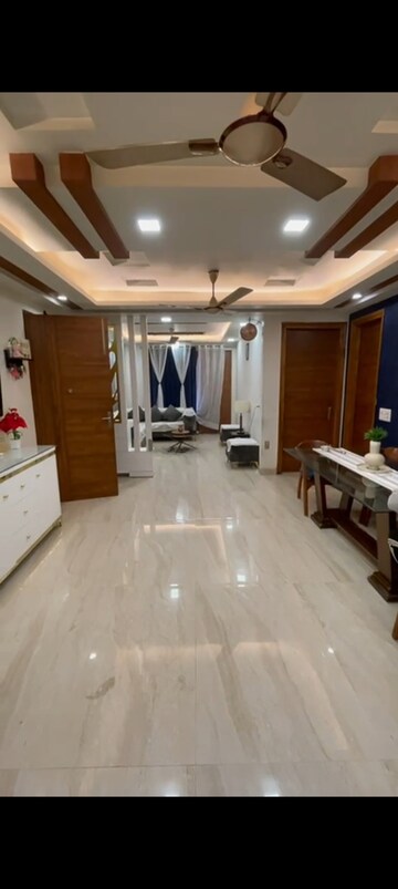 Master Bedroom in 3.5 BHK Builder Floor at Sector 85 – for Sale
