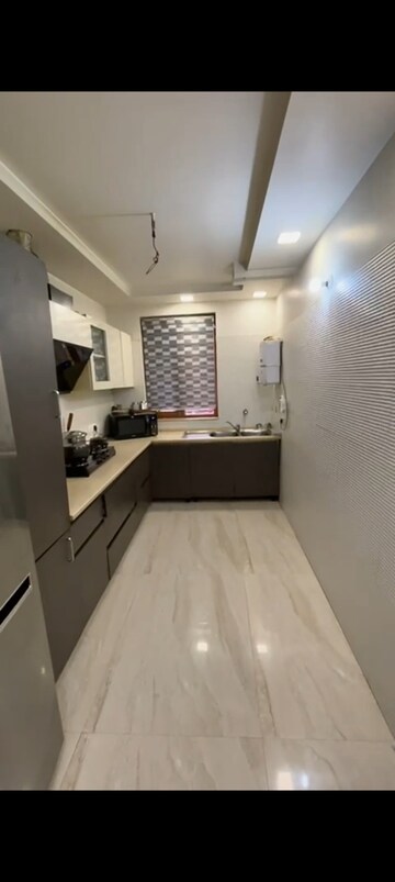 Kitchen in 3.5 BHK Builder Floor at Sector 85 – for Sale