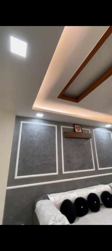 Furnished Amenities in 3.5 BHK Builder Floor at Sector 85 – for Sale