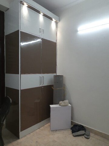 Furnished Amenities in 3 BHK Builder Floor at Raj Nagar Extension – for Sale