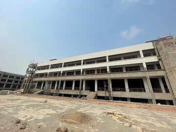  Showroom For Sale in Kishanpura