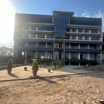  Showroom – Exterior View View at Ambala Highway - for Sale