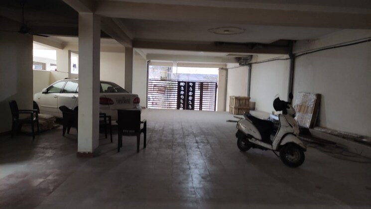  Parking, aminabad 1 Bedroom 696 Sq.Ft. Builder Floor In Aminabad Lucknow 7232955