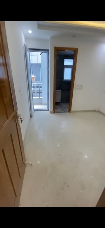 Room in 2 BHK Builder Floor at Vasant Kunj – for Sale