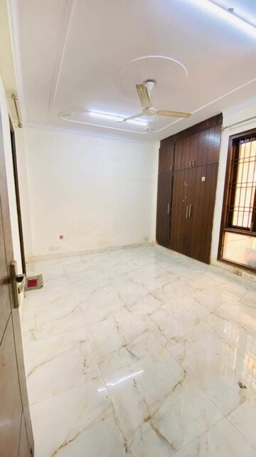 Room in 3 BHK Apartment at Raheja Atharva, Sector 109 – for Sale