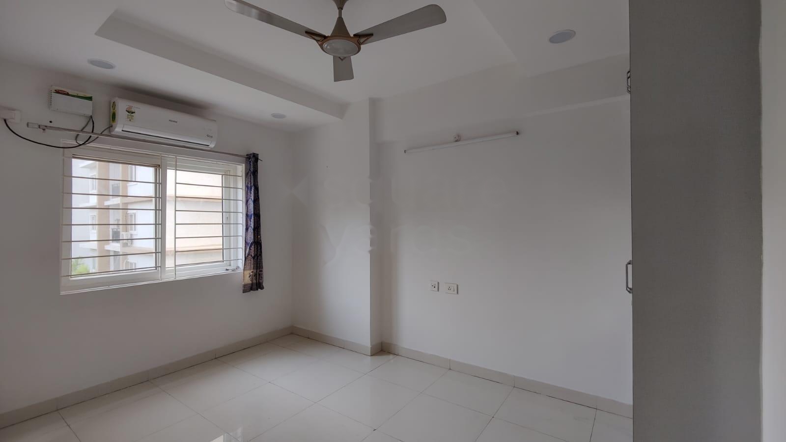 Rental 3 Bedroom 1087 Sq.Ft. Apartment in Mantri Celestia, Gachibowli ...