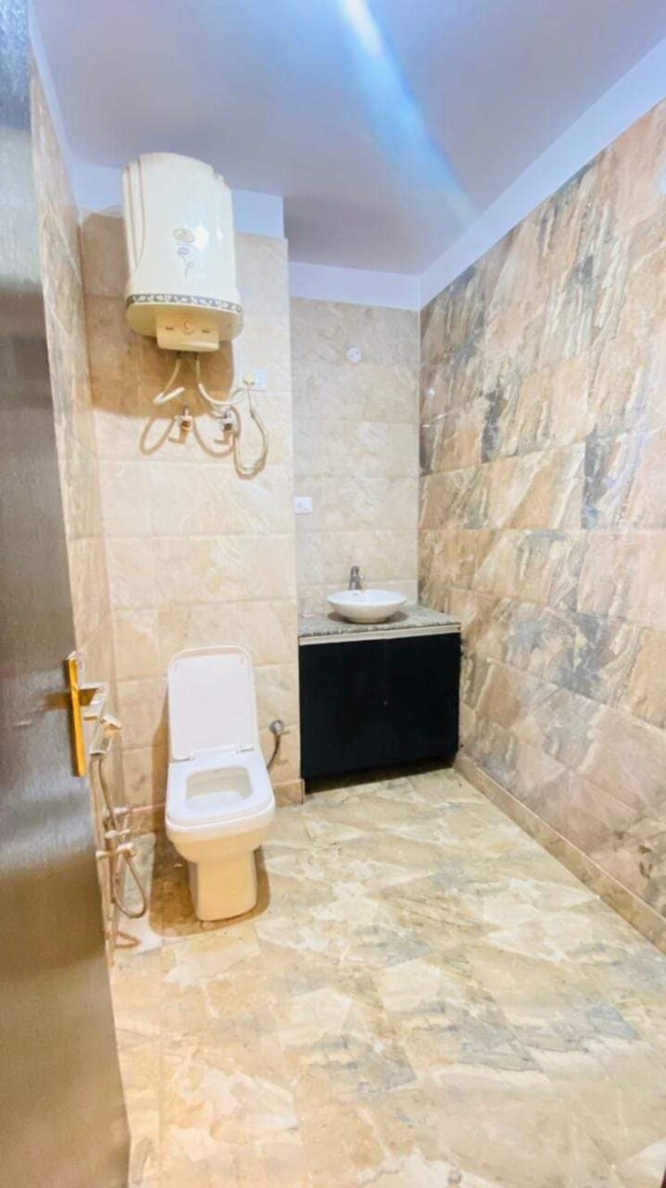 Bathroom, raheja-atharva 2 Bedroom 1458 Sq.Ft. Apartment In Sector 109 Gurgaon 7234329