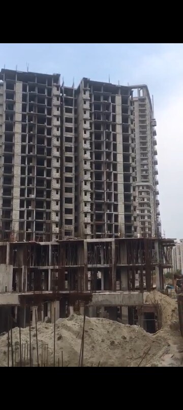 3 BHK Apartment For Sale in Bhutani City Center, Sector 150
