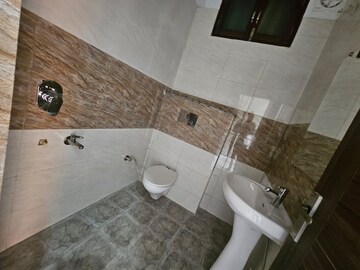 Bathroom in 3 BHK Apartment at Peer Mucchalla – for Sale