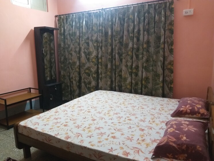 Bedroom, park circus 1 Bedroom 750 Sq.Ft. Independent House In Park Circus Kolkata 7237701