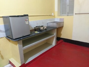 Kitchen in 1 BHK Independent House at Park Circus – for Rent