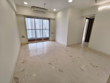 Room in 3 BHK Apartment at Ekta Tripolis, Goregaon West – for Sale