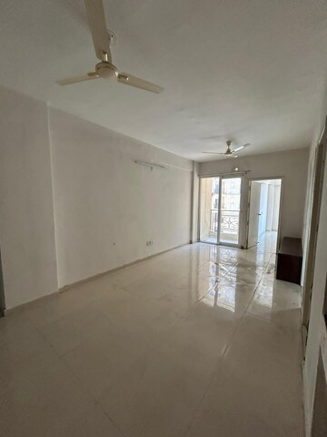 Room in 2 BHK Apartment at Signature Global The Millennia, Sector 37d – for Sale