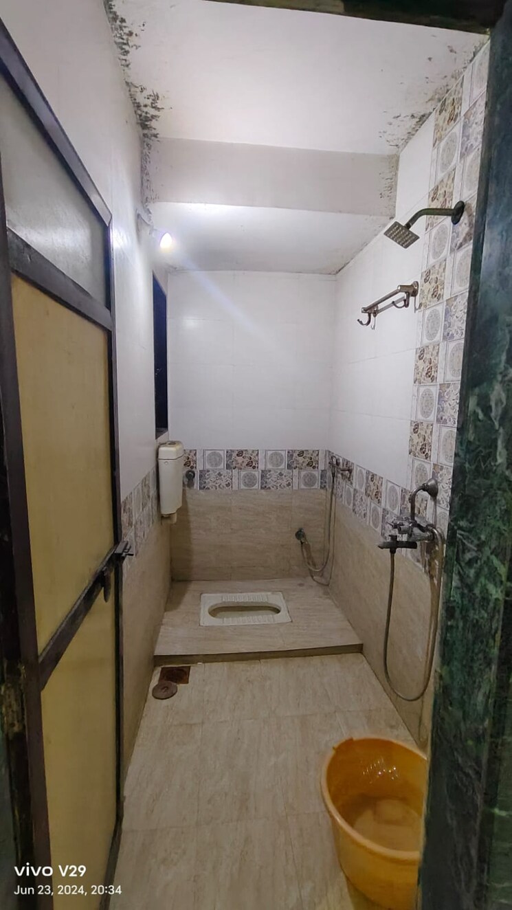 Bathroom, lokgram-complex 2 Bedroom 800 Sq.Ft. Apartment In Kalyan East Thane 7238010