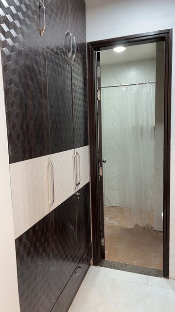 Bathroom in 3 BHK Apartment at Vipul World Floors, Sector 48 – for Sale
