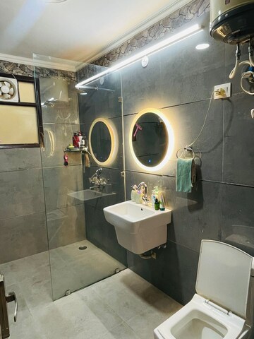 Master Bedroom in 3 BHK Builder Floor at Chattarpur – for Sale