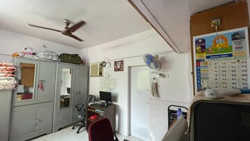 Master Bedroom in 2 BHK Apartment at Shanti CHS Kandivali, Kandivali West – for Sale