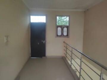 Room in 3 BHK Independent House at Jankipuram Extension – for Sale