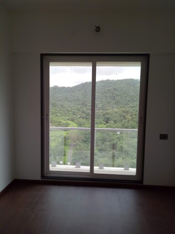 Room in 2 BHK Apartment at Dedhia El Canto, Ghodbunder Road – for Sale