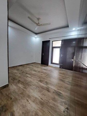 Room in 3 BHK Apartment at Emaar Gurgaon Greens, Sector 102 – for Sale