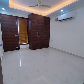 Kitchen in 3 BHK Builder Floor at Ansal API Esencia, Sector 67 – for Sale