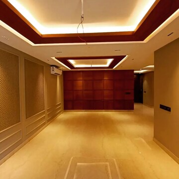 Kitchen in 4 BHK Apartment at DLF Park Place, Sector 54 – for Sale