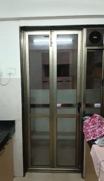 Furnished Amenities in 2 BHK Apartment at Dn Nagar – for Rent