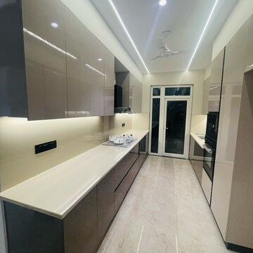 Building Lobby in 4 BHK Builder Floor at Ansal API Esencia, Sector 67 – for Sale