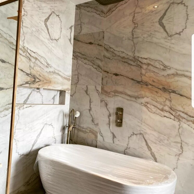 Bathroom, dlf-ridgewood-estate 4 Bedroom 1701 Sq.Ft. Apartment In Dlf Phase iv Gurgaon 7239802