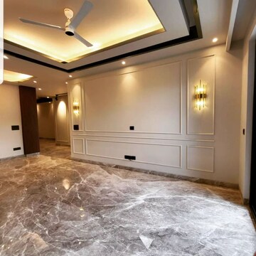Room in 2 BHK Apartment at Paras Irene, Sector 70a – for Sale