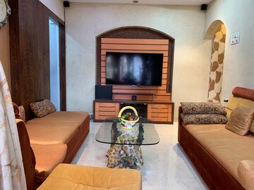 Living Room in 1 BHK Apartment at Shashtri Nagar – for Rent