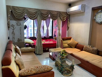 Living Room in 1 BHK Apartment at Shashtri Nagar – for Rent