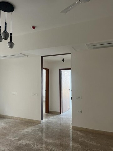 Room in 3 BHK Apartment at SS The Leaf, Sector 85 – for Sale