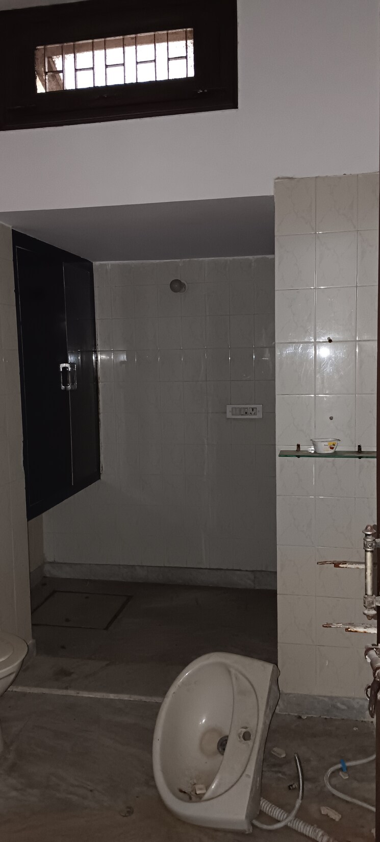 Bathroom, sector 16 3 Bedroom 2150 Sq.Ft. Builder Floor In Sector 16 Faridabad 7240361