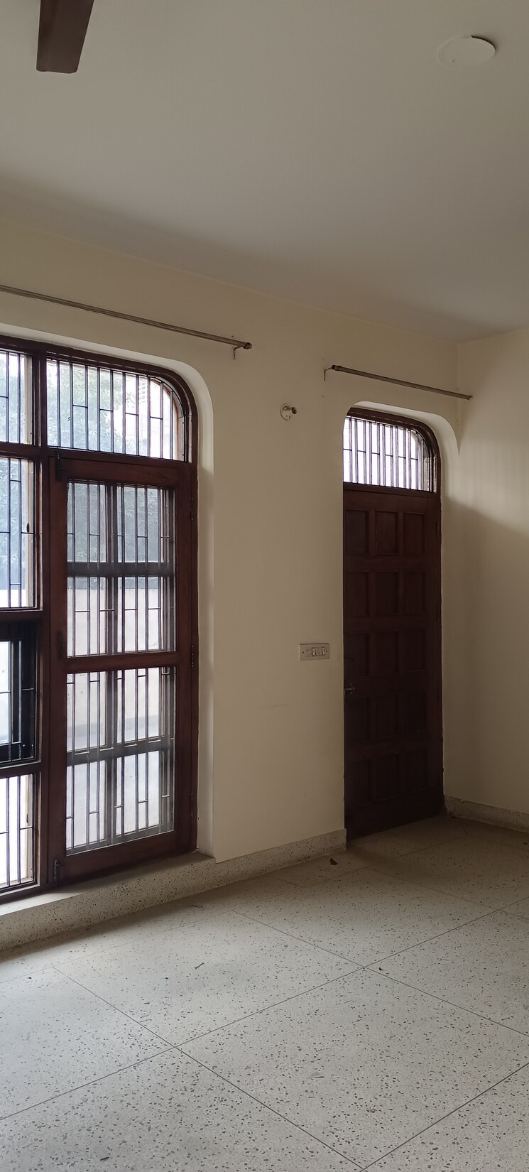Room, sector 16 3 Bedroom 2150 Sq.Ft. Builder Floor In Sector 16 Faridabad 7240361