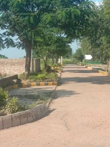  Plot – Garden View at Gaur Krishnvilas 3rd Parkview Villas, Gaur Yamuna City - for Sale