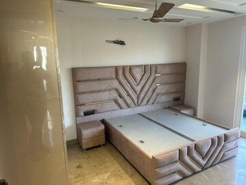 Master Bedroom in 3 BHK Builder Floor at West Delhi – for Sale