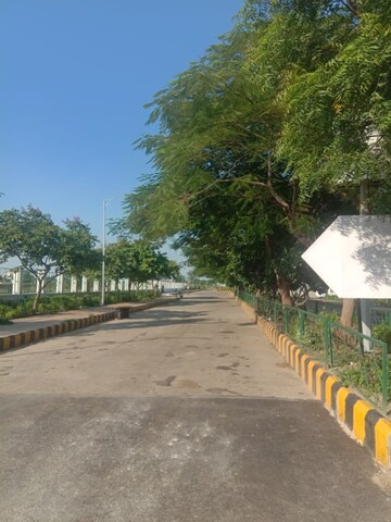 Plot Area in  Plot at Gaur Yamuna City 7th Parkview, Gaur Yamuna City – for Sale