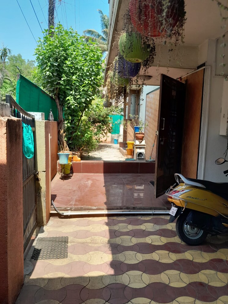 Living Room, krantiveer-tatya-tope-chs 4 Bedroom 2000 Sq.Ft. Villa In Wanowrie Pune 7240521