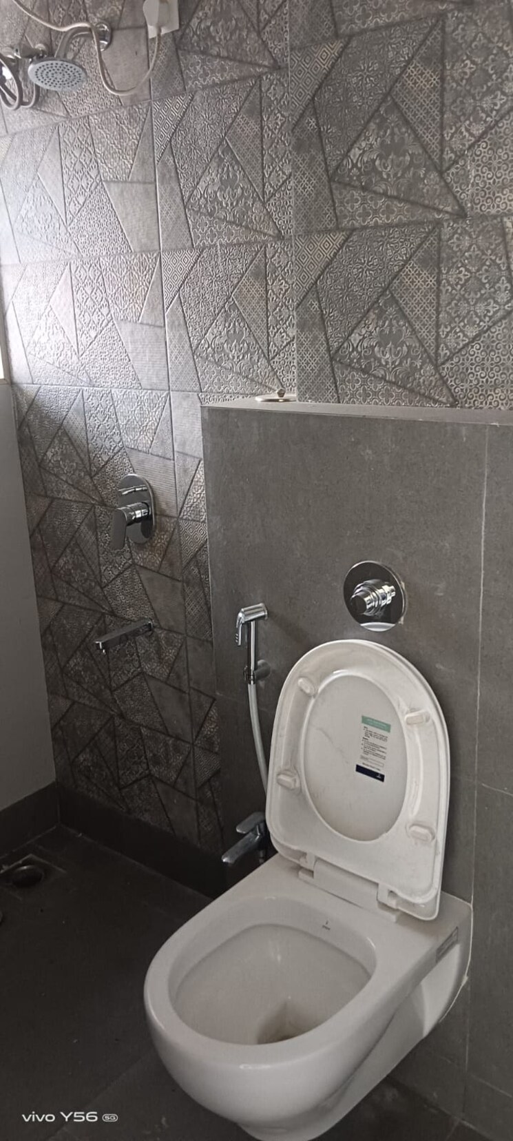 Bathroom, shilpa-chs-andheri 3 Bedroom 1000 Sq.Ft. Apartment In Andheri East Mumbai 7240776