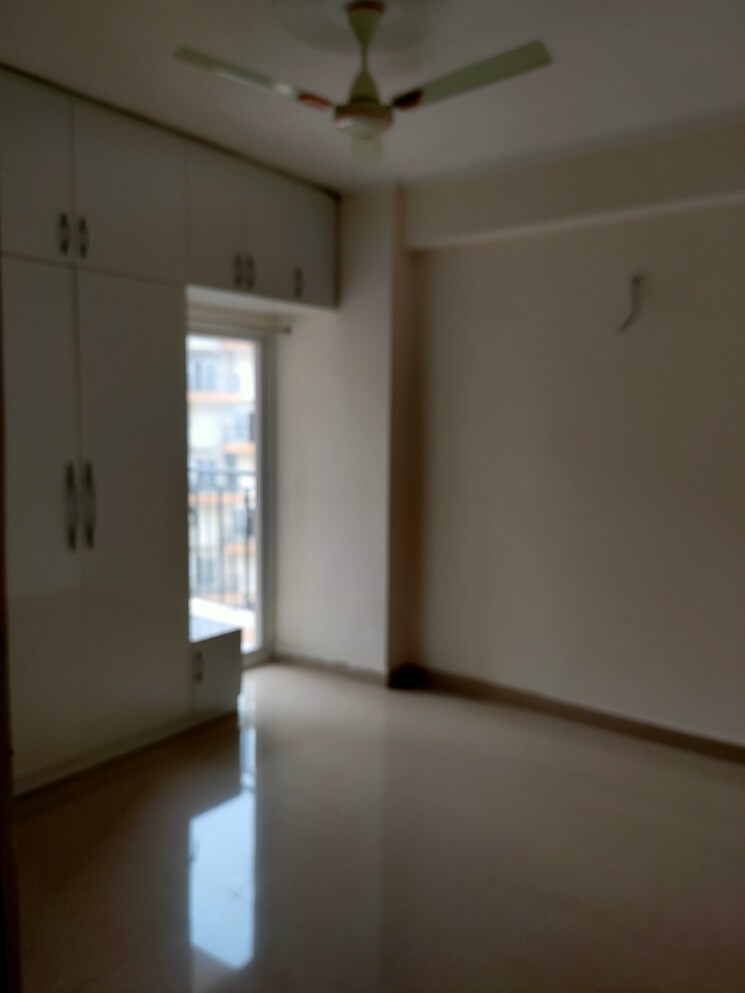 Room, amrapali-centurian-park 3.5 Bedroom 1700 Sq.Ft. Apartment In Tech Zone 4 Greater Noida Greater Noida 7240858