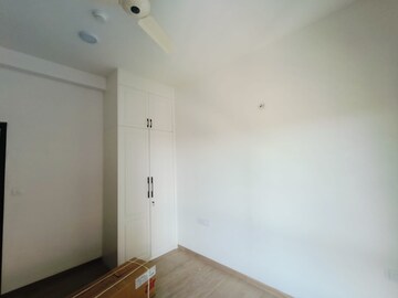 Room in 3 BHK Apartment at Shapoorji Pallonji Joyville Gurgaon, Sector 102 – for Sale