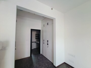 Room in 3 BHK Apartment at Shapoorji Pallonji Joyville Gurgaon, Sector 102 – for Sale