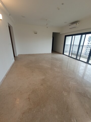 Room in 3.5 BHK Apartment at Sobha City Gurgaon, Sector 108 – for Sale
