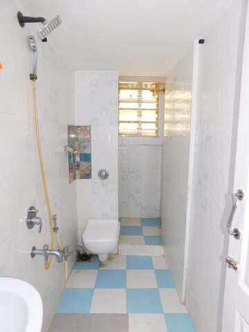 Bathroom in 3 BHK Apartment at Andheri West – for Sale