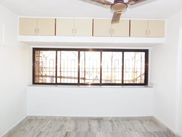 Bedroom in 3 BHK Apartment at Andheri West – for Sale