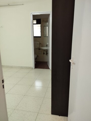 Bedroom in 2 BHK Apartment at Andheri West – for Sale