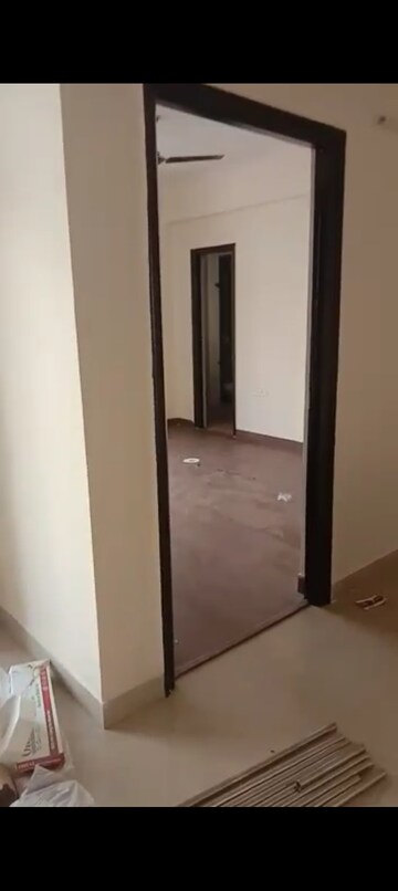 Room in 3 BHK Apartment at MCC Signature Homes, Raj Nagar Extension – for Sale